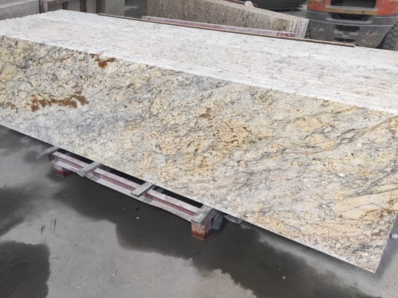 G1500 Fantastico Gold